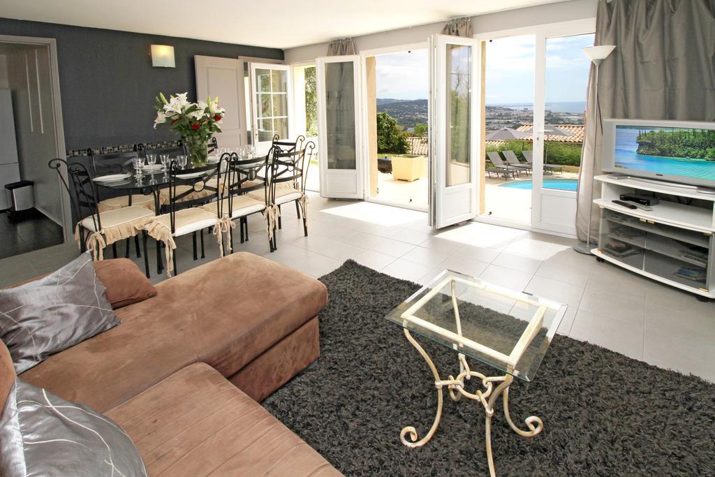 מאנדליה-לה-נאפול Sophies Homes Villa Panoramic Sea View And Pool מראה חיצוני תמונה